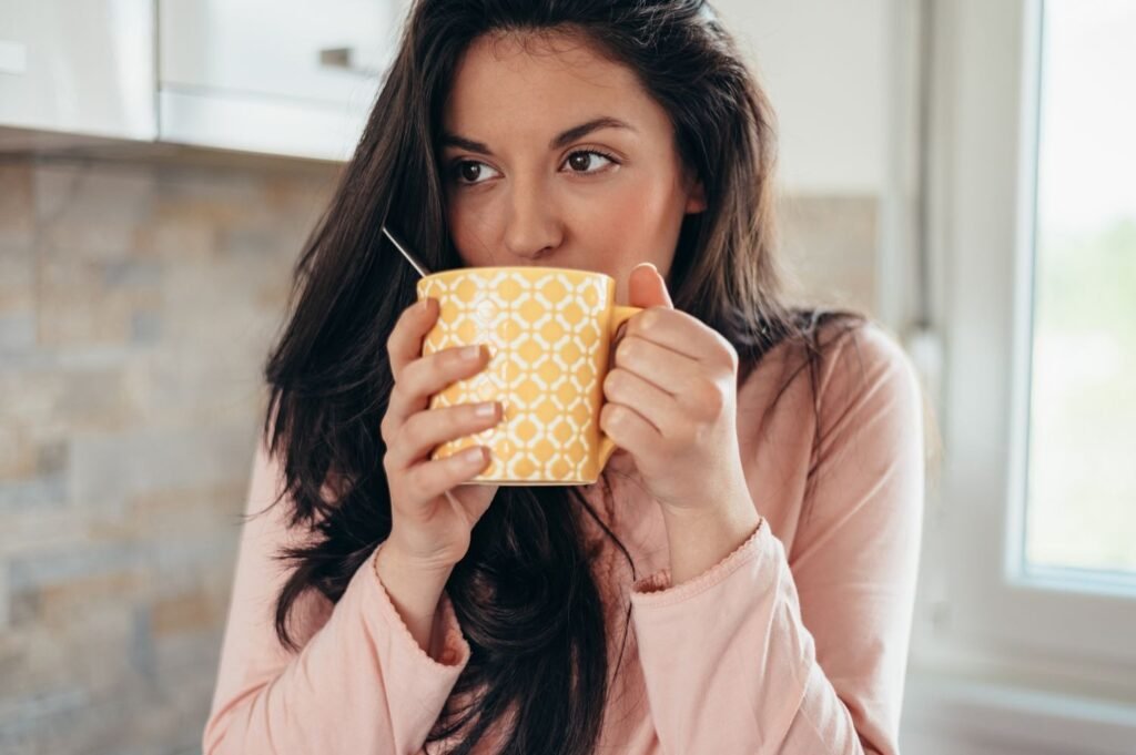 Drinking coffee on an empty stomach? Find out what harm it does to your body || ଖାଲି ପେଟରେ କଫି ପିଉଛନ୍ତି କି? ଜାଣନ୍ତୁ ଆପଣଙ୍କ ଶରୀର ପ୍ରତି କ’ଣ କ୍ଷତି କରିଥାଏ