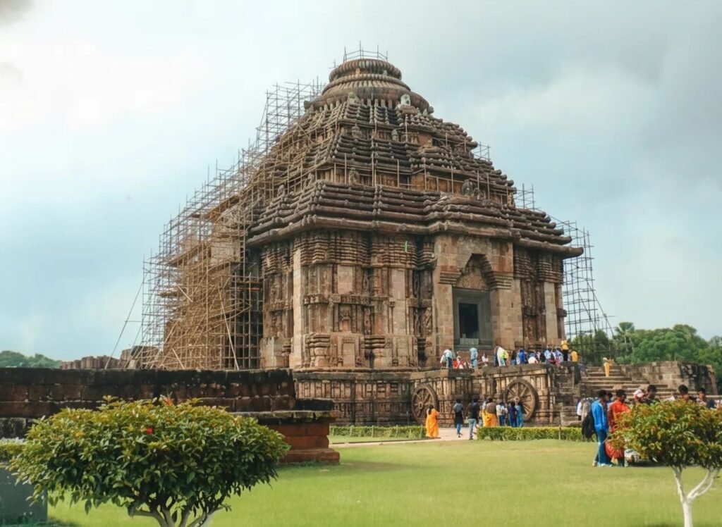 Sun Temple restoration work progresses with second core drilling || ଦ୍ୱିତୀୟ କୋର ଡ୍ରିଲିଂରେ ସୂର୍ଯ୍ୟ ମନ୍ଦିର ପୁନରୁଦ୍ଧାର କାର୍ଯ୍ୟ ଆଗେଇଲା