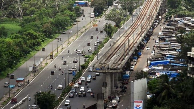 The root cause of road accidents in India is poor infrastructure and reckless drivers || ଭାରତରେ ସଡ଼କ ଦୁର୍ଘଟଣାର ମୂଳ କାରଣ ହେଉଛି ଦୁର୍ବଳ ଭିତ୍ତିଭୂମି-ବେପରୁଆ ଚାଳକ