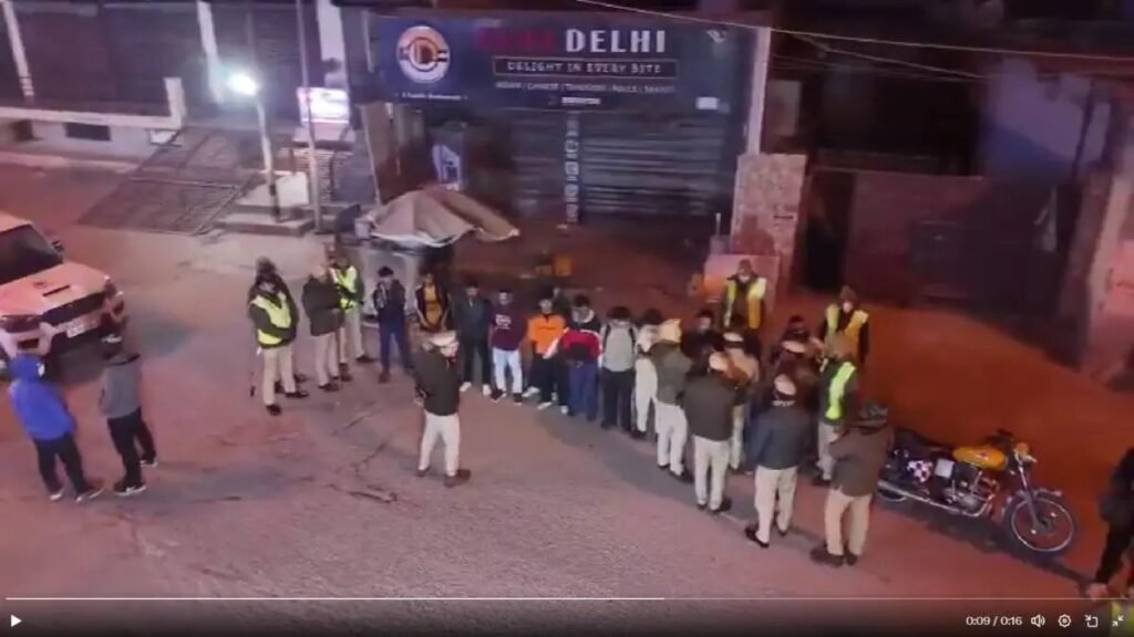 Delhi Police conducts massive crackdown ahead of New Year, hundreds arrested || ନୂଆବର୍ଷ ପୂର୍ବରୁ ଦିଲ୍ଲୀ ପୋଲିସର ବ୍ୟାପକ କାର୍ଯ୍ୟାନୁଷ୍ଠାନ, ଶହ ଶହ ଗିରଫ