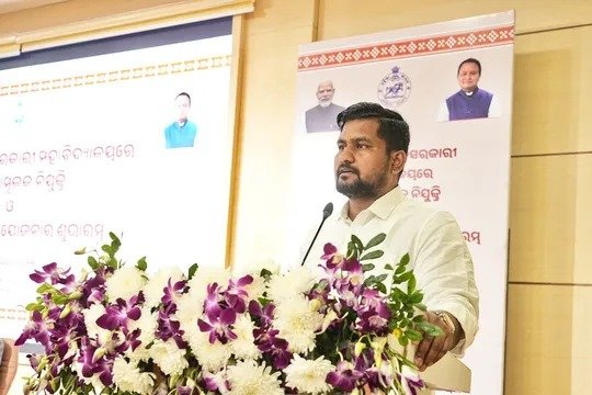 ବିଶ୍ୱବିଦ୍ୟାଳୟରେ ୧୪୩୦ପ୍ରଫେସର ପଦବୀ ଖାଲି || 1430 professor positions are vacant in the university.