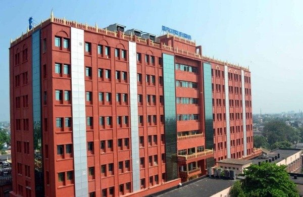 Odisha High Court orders arrest of Higher Education Secretary over fee hike controversy || ବୃଦ୍ଧି ବିବାଦକୁ ନେଇ ଉଚ୍ଚଶିକ୍ଷା ସଚିବଙ୍କ ବିରୋଧରେ ଓଡ଼ିଶା ହାଇକୋର୍ଟଙ୍କ ଗିରଫ ନିର୍ଦ୍ଧେଶ