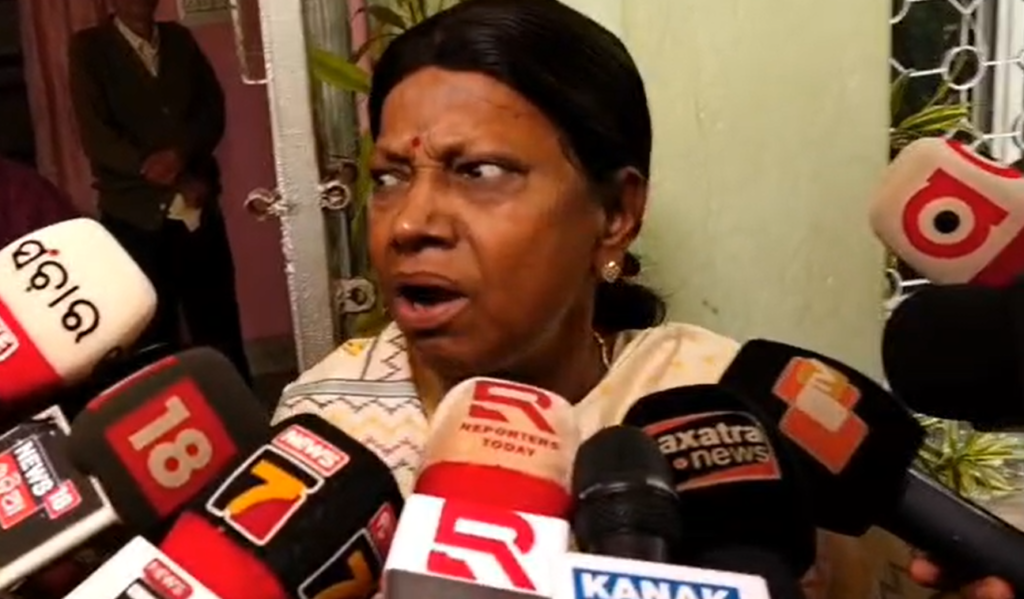 BJD Leaders Hold Meeting at Pramila Mallik’s Residence || ପ୍ରମିଳାଙ୍କ ଘରେ ବିଜେଡି ନେତାଙ୍କ ବୈଠକ