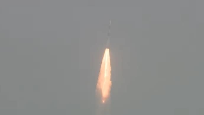 PSLV-C62 loses control, 16 satellites lost in space || ନିୟନ୍ତ୍ରଣ ହରାଇଲା ପିଏସଏଲଭି-ସି୬୨, ମହାକାଶରେ ହଜିଲା ୧୬ସାଟେଲାଇଟ